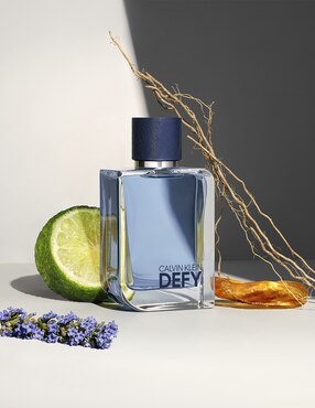 Eau de toilette Calvin Klein Defy para hombre