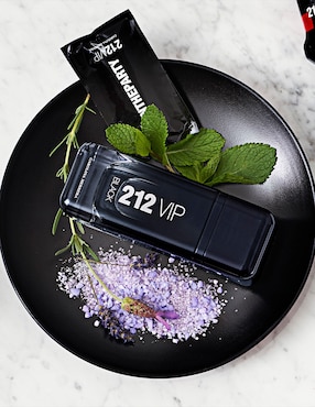 Eau de parfum Carolina Herrera 212 Vip Black para hombre
